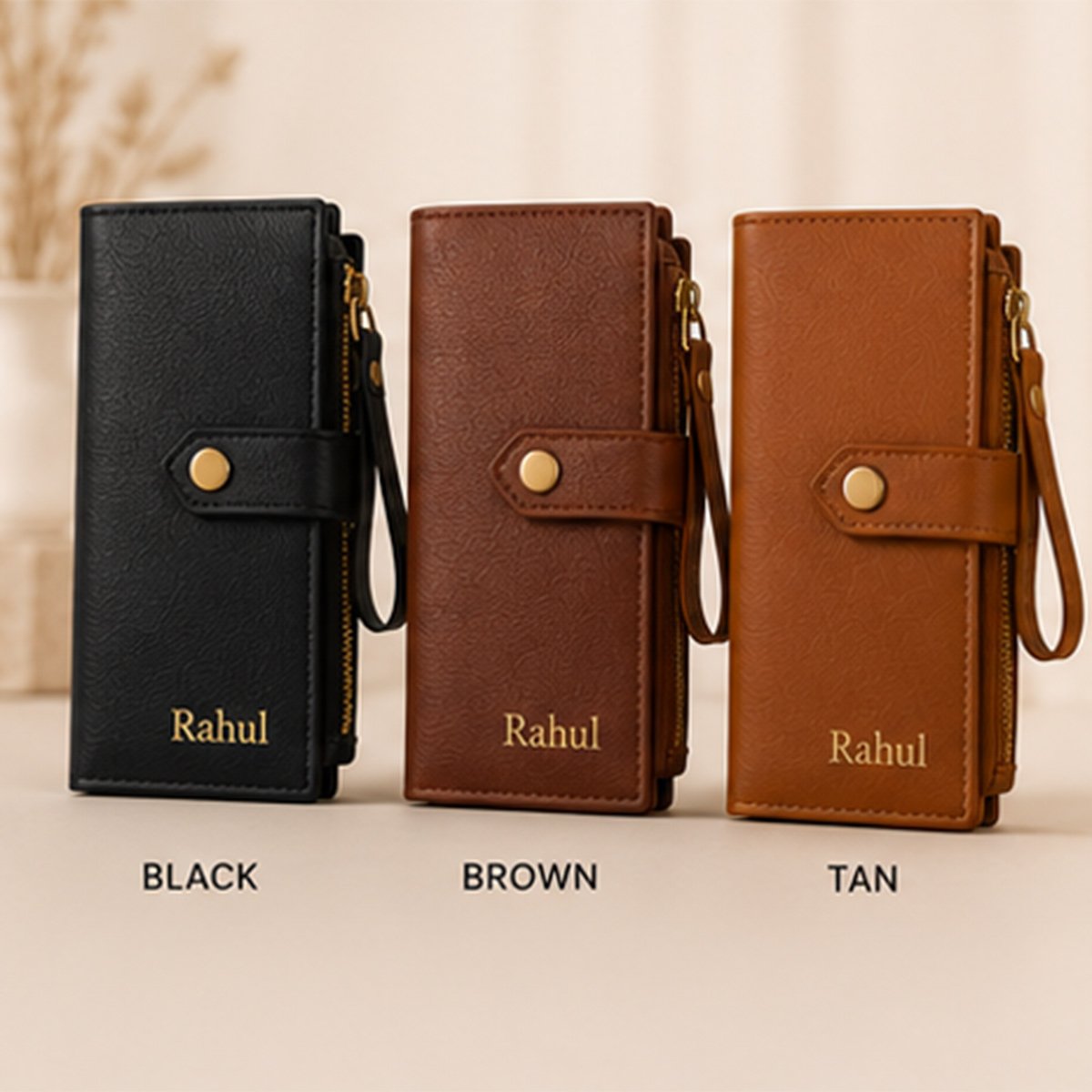 Personalized leather travel organiser